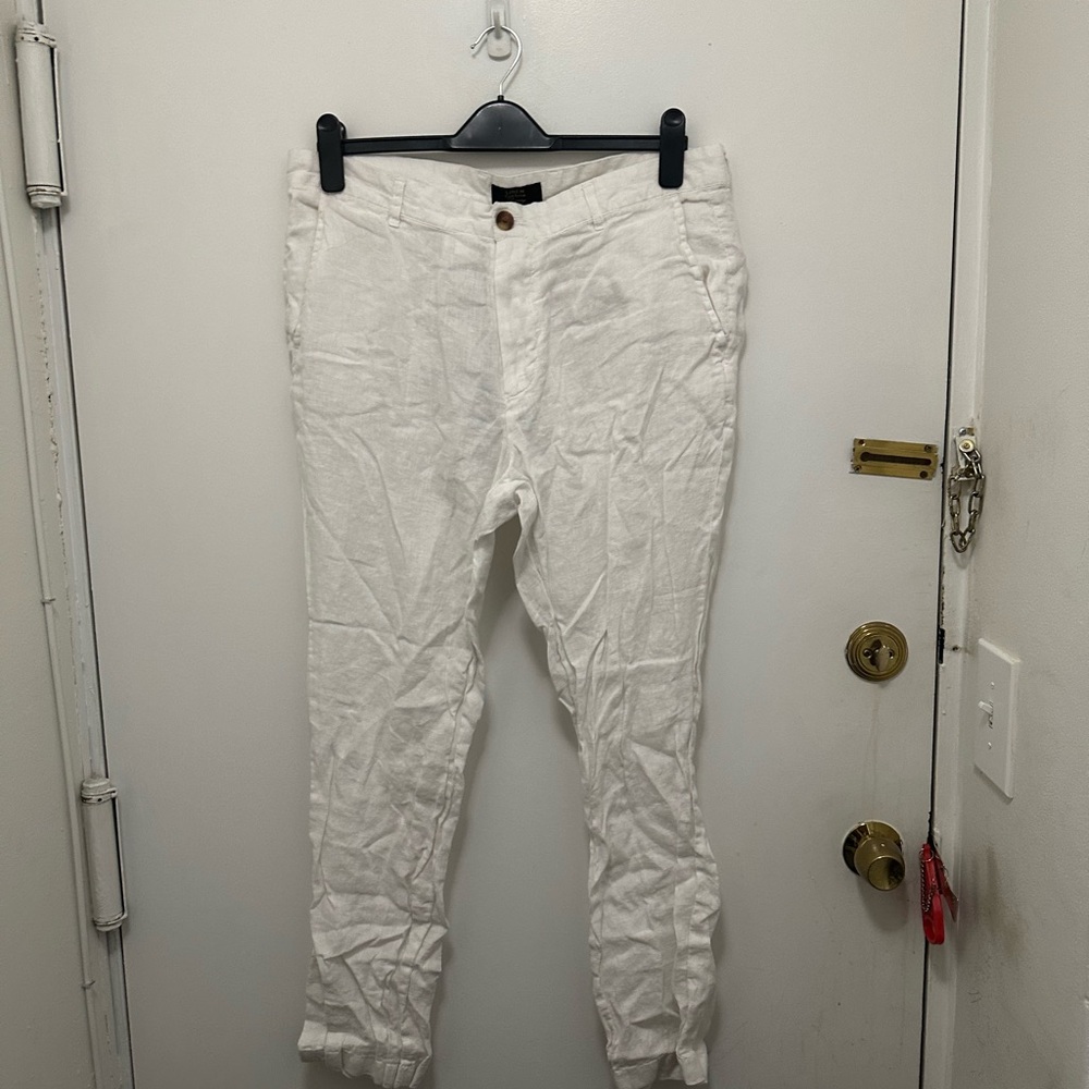 Club Room Men's Crisp White Chinos